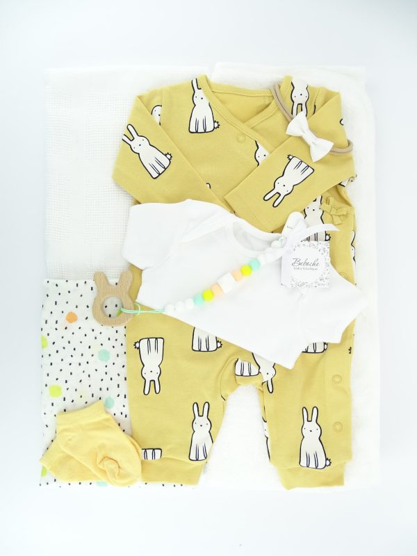 golqm-komplekt-za-bebe-momiche-s-jult-rompur-na-zaicheta