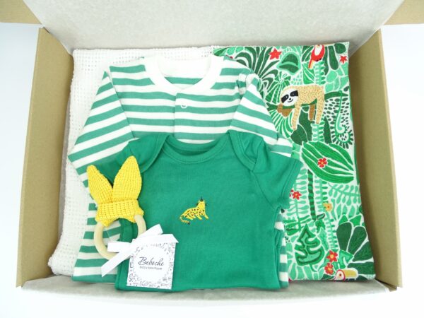 kutiq-s-pelena-na-djungla-za-bebe-momche