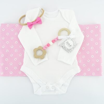baby-set-for-girl-on-flowers